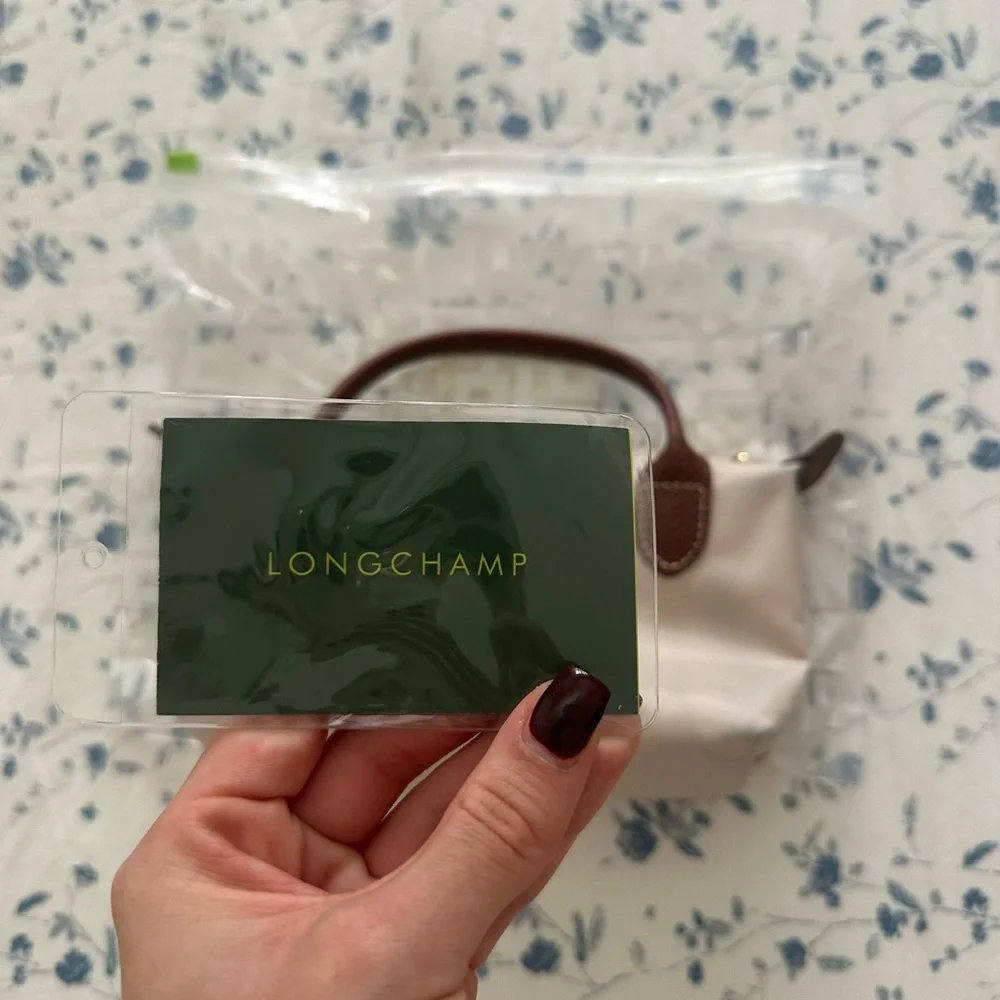 Longchamp Cream and Brown Cosmetic Bag - Picture 6 of 6